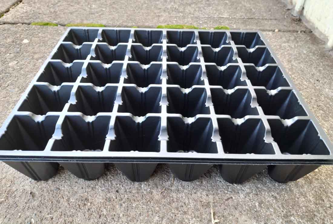 30 Cell Seedling Tray Market Gardener